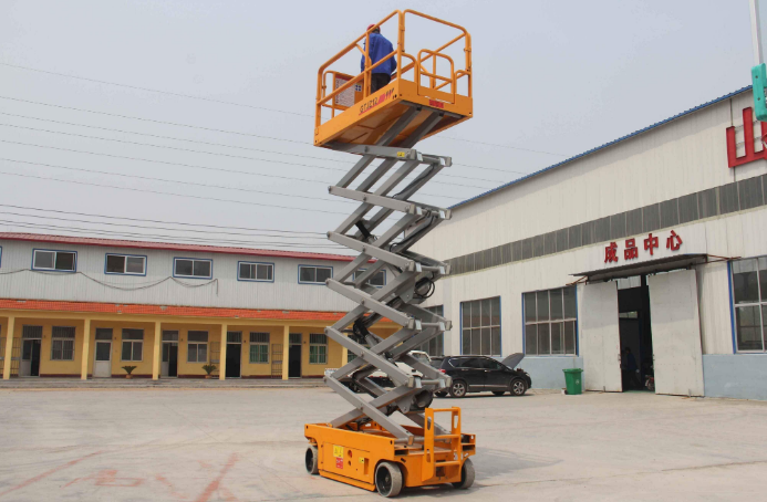 高空升降平臺(tái)車進(jìn)行電力檢修工作的那些優(yōu)勢(shì)